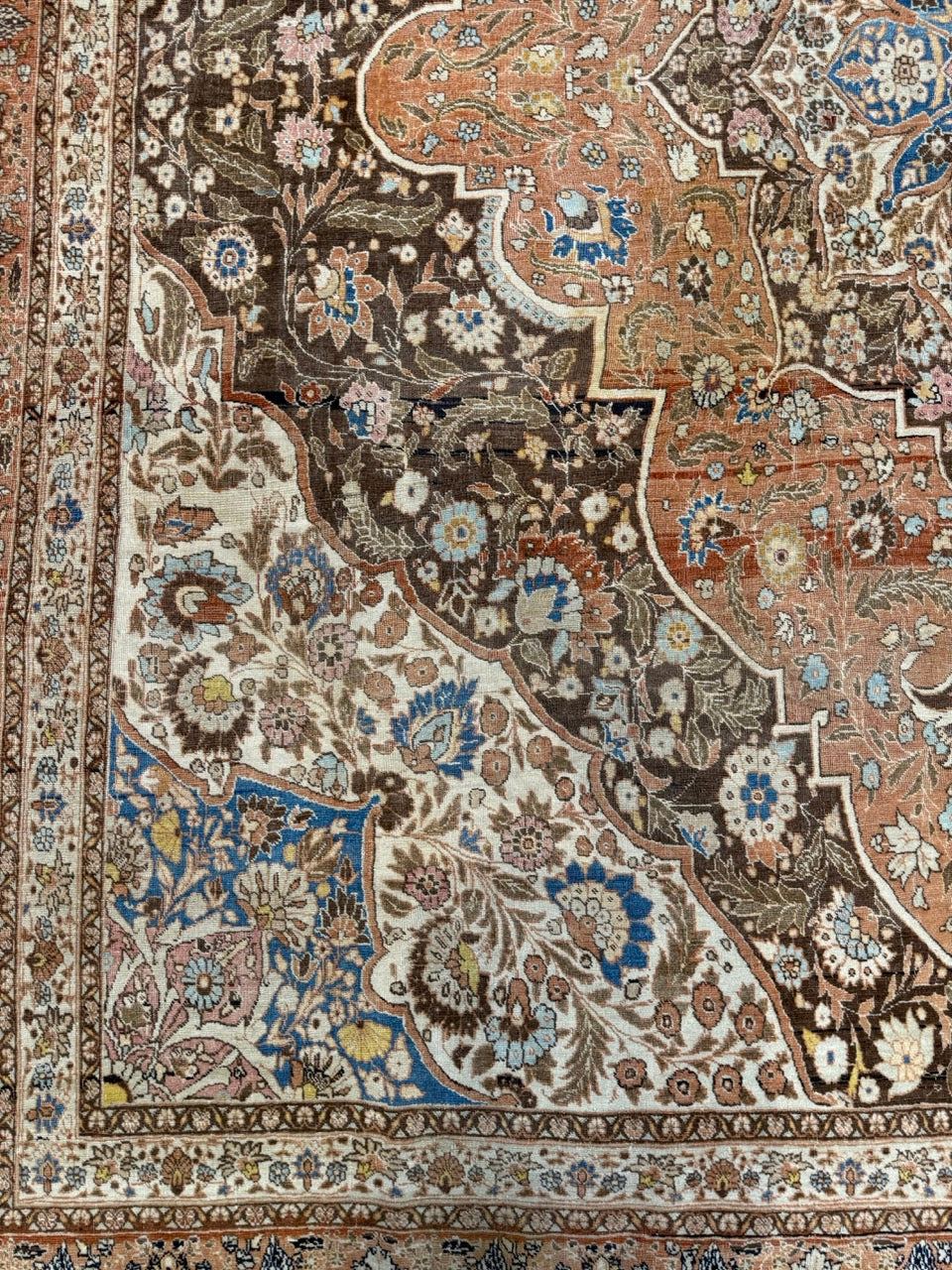 Antique Haj-Jalili Tabriz 35930