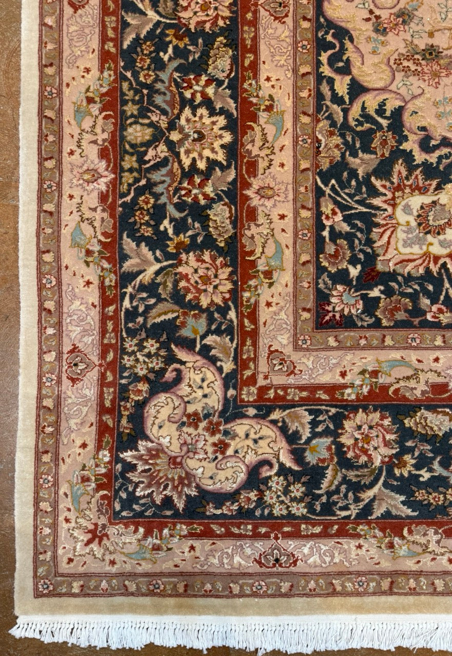 Finest Persian Wool &amp; Silk Rug 24745