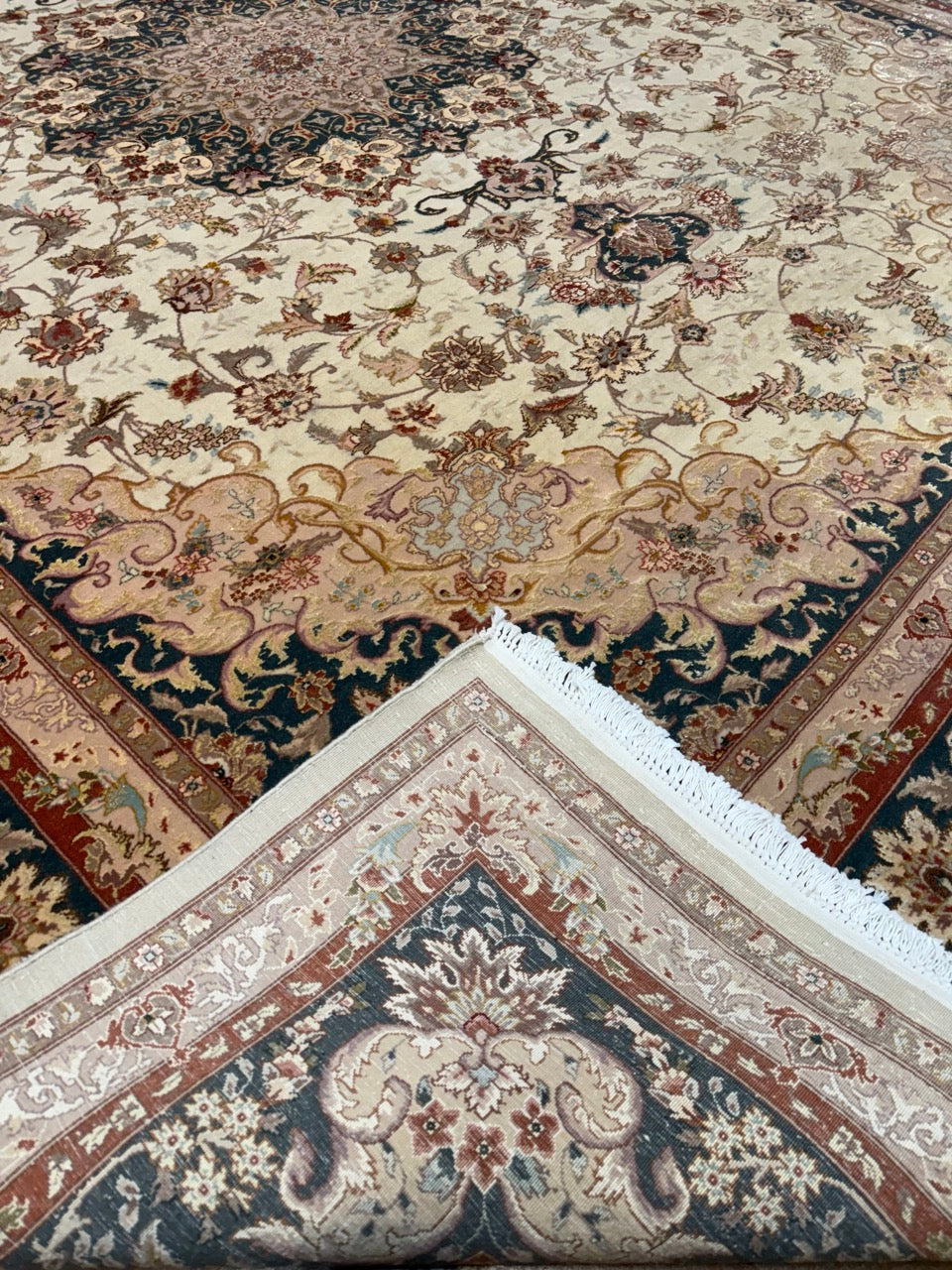 Finest Persian Wool &amp; Silk Rug 24745