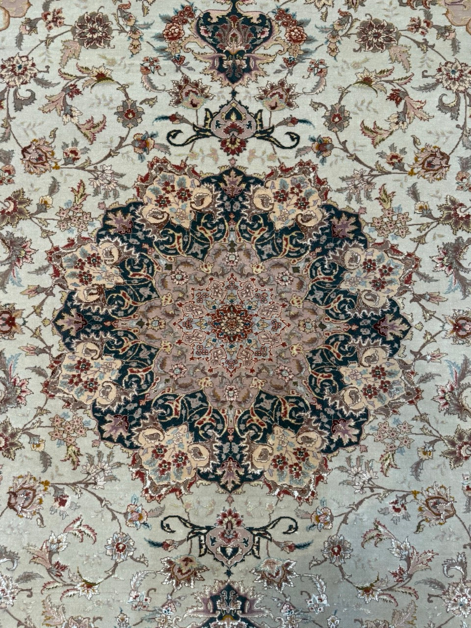 Finest Persian Wool &amp; Silk Rug 24745