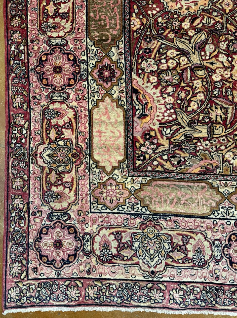 Antique Ravar Kerman 24481