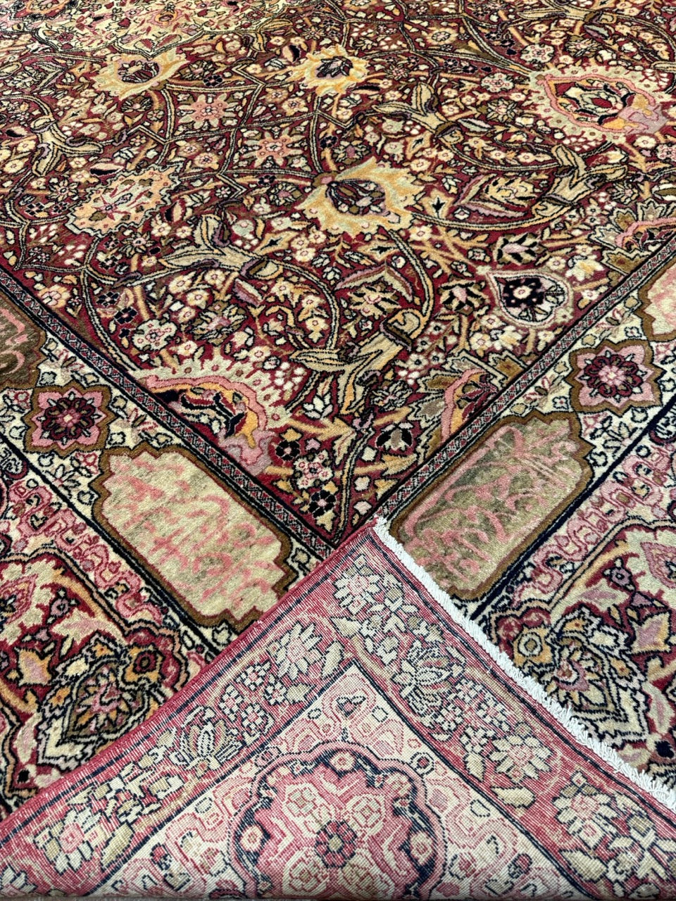 Antique Ravar Kerman 24481