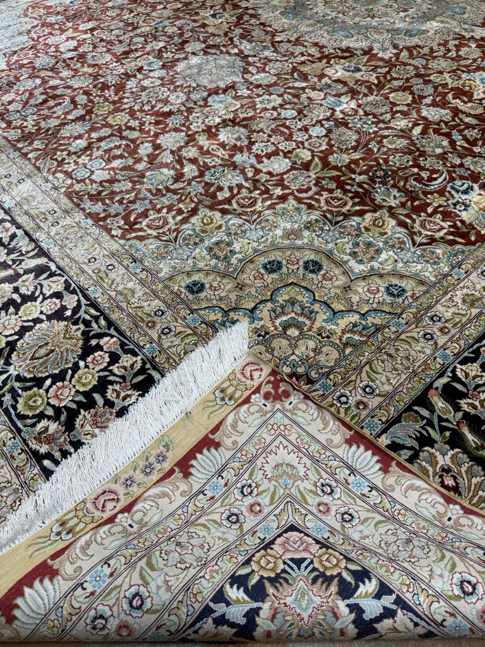 Fine SIlk Tabriz Rug 24483