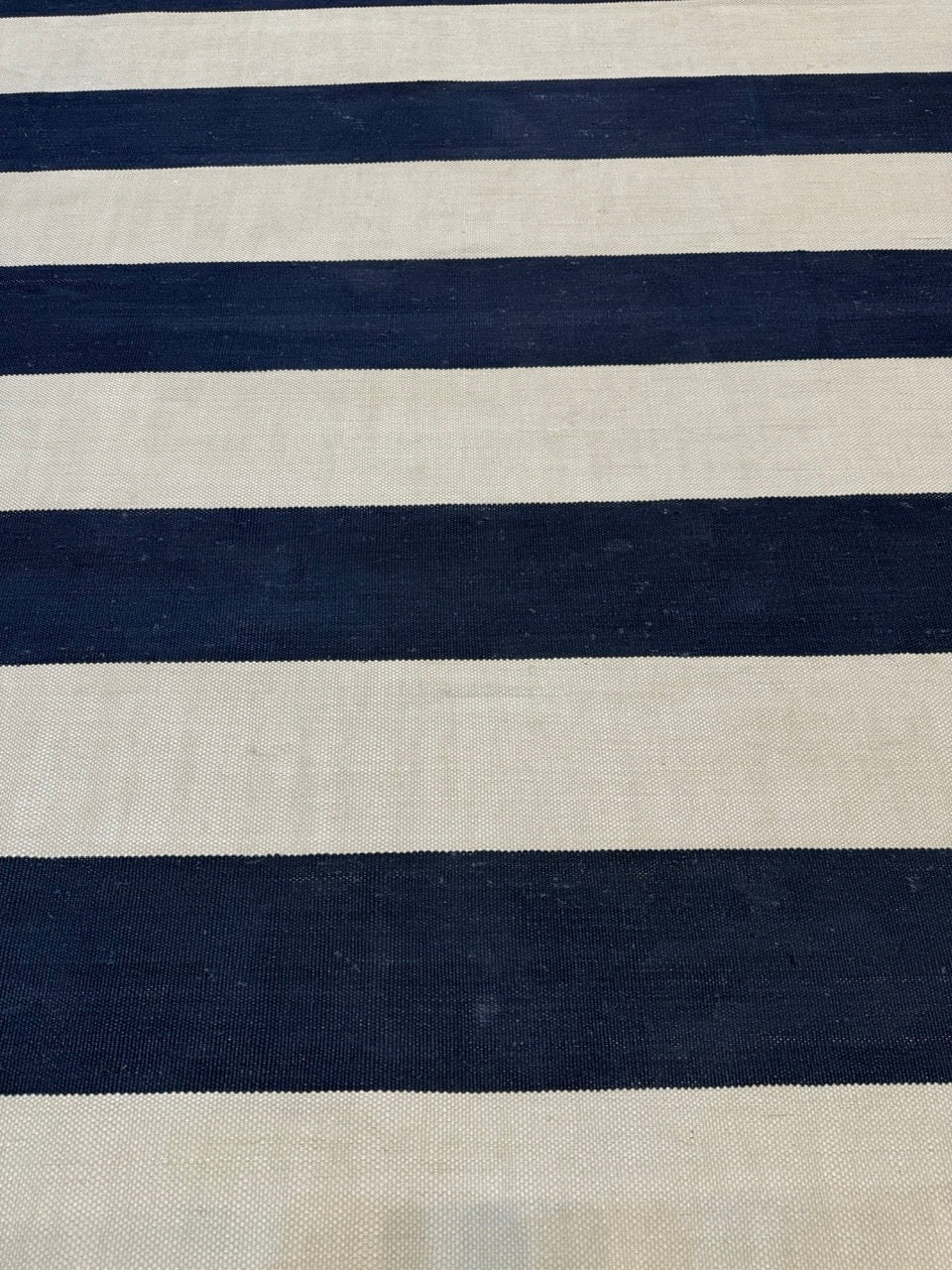 Fine Kilim 24532