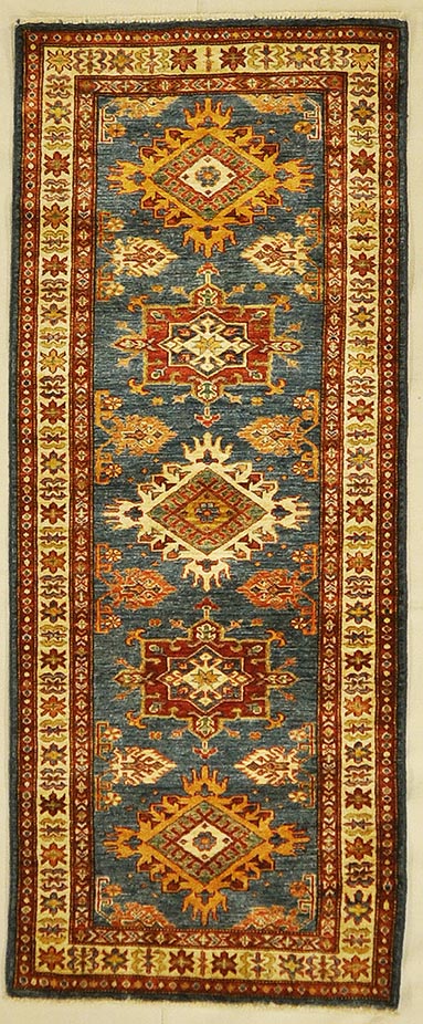 Fine Caucasian Kazak rugs and more oriental carpet 31405-