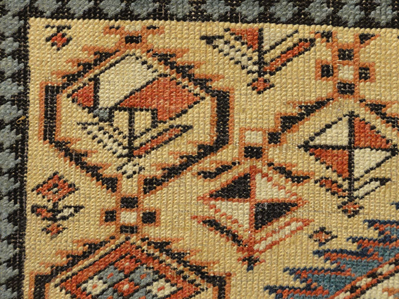 30820  Antique Shirvan Fine Prayer Rug