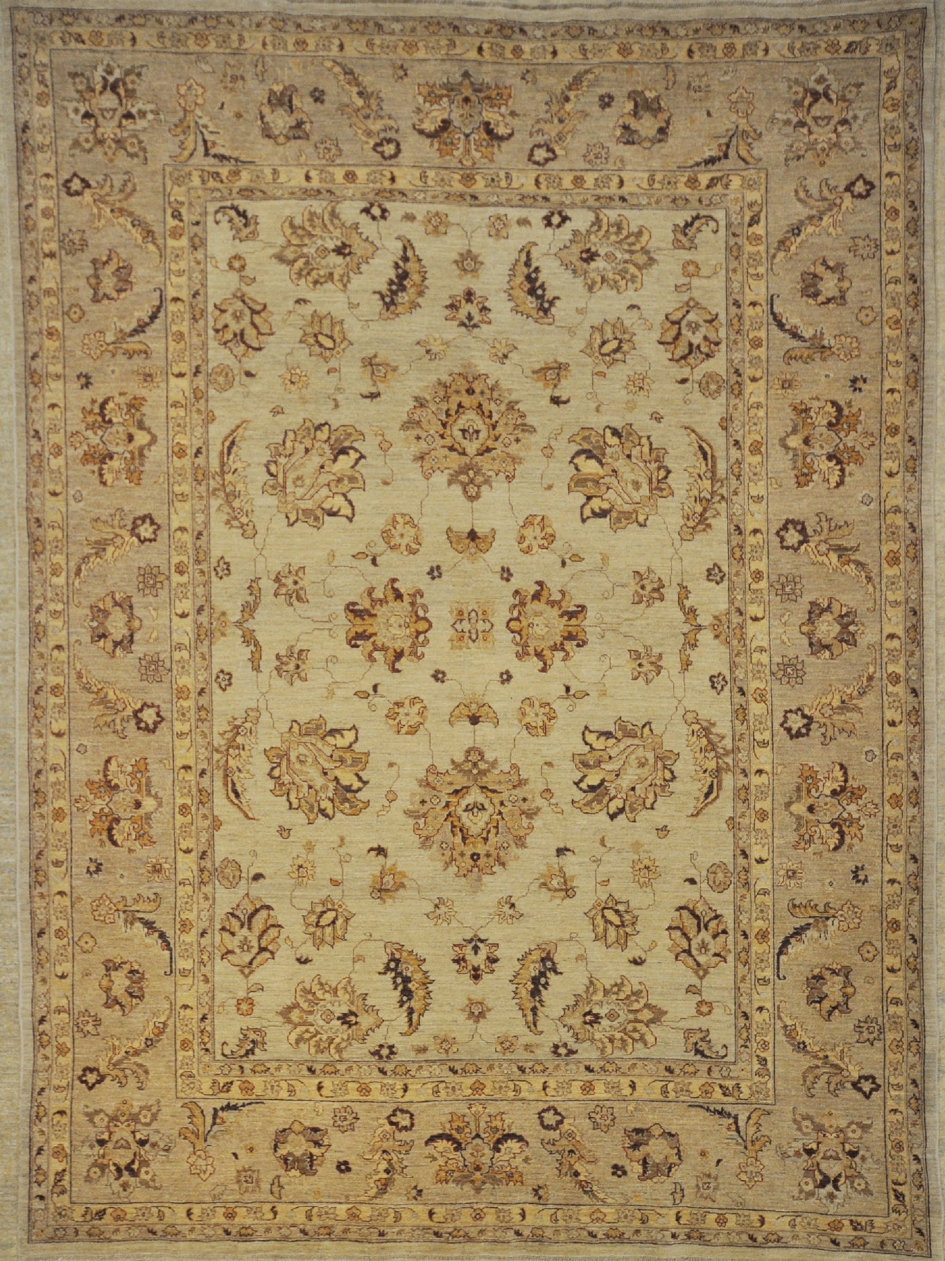 Finest Ziegler & Co Usak Rug