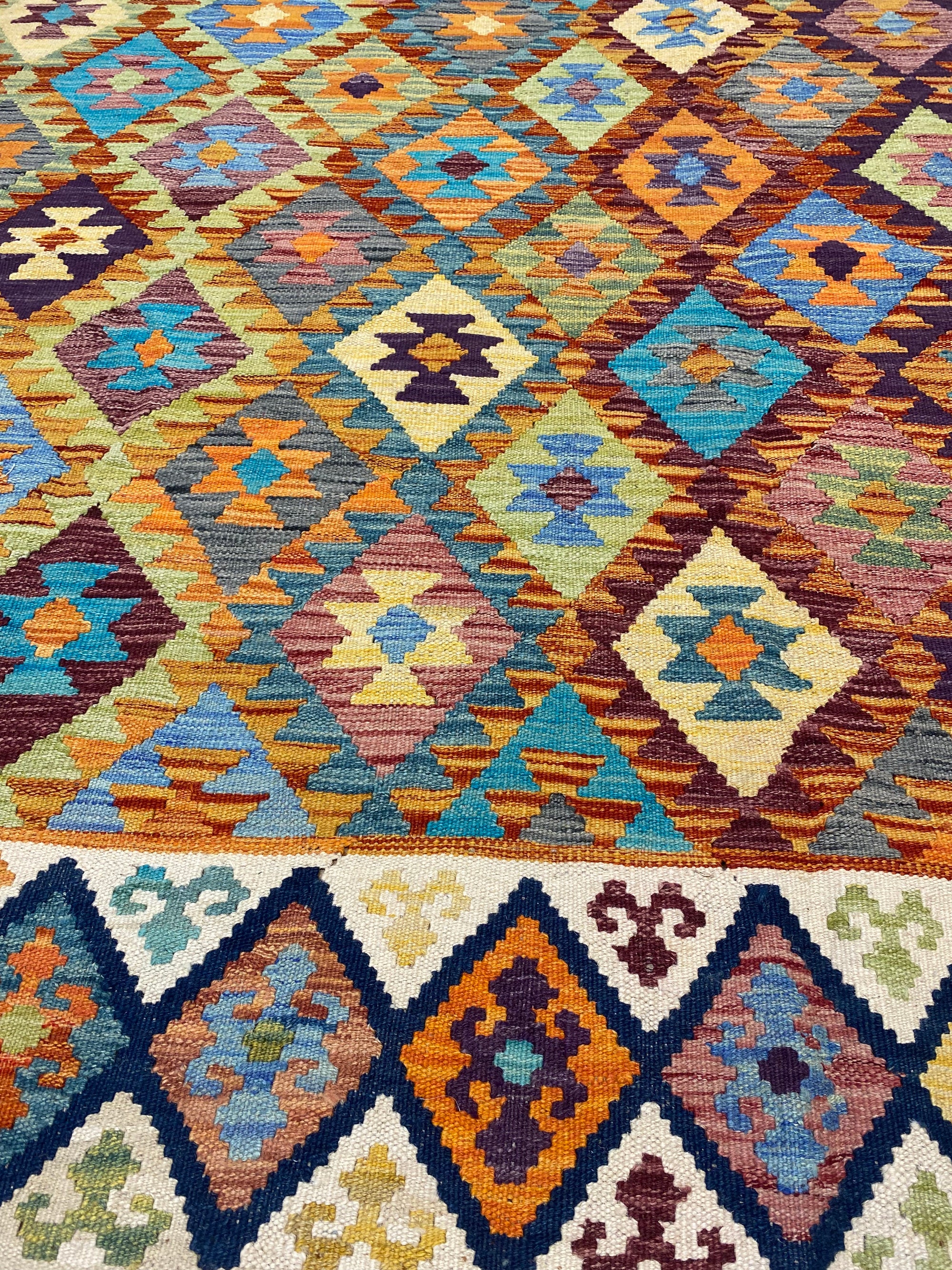 Modern Kelim 24598
