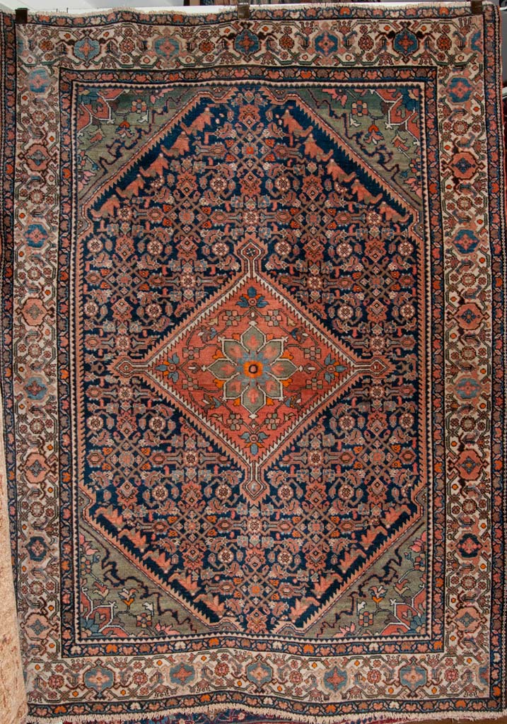 Fine Antique Farahan Persian Rug